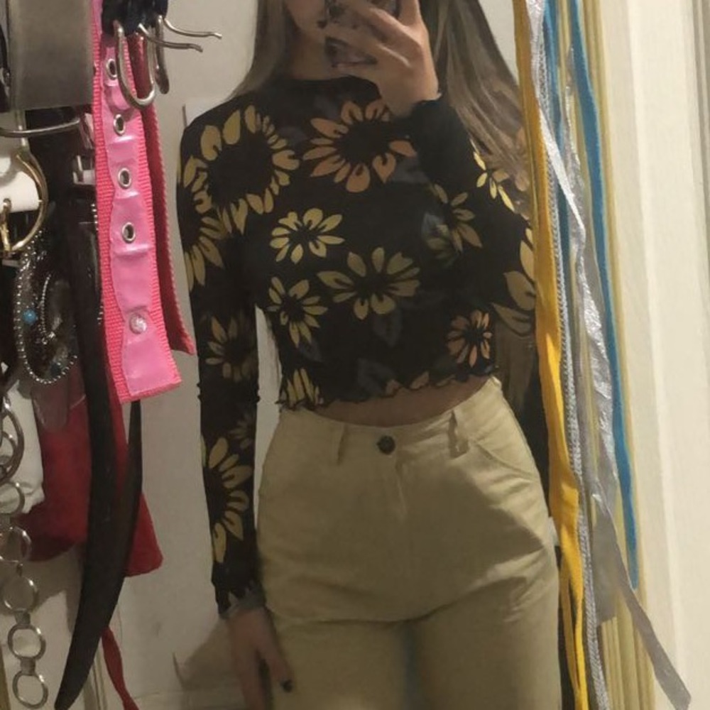Sunflower mesh top